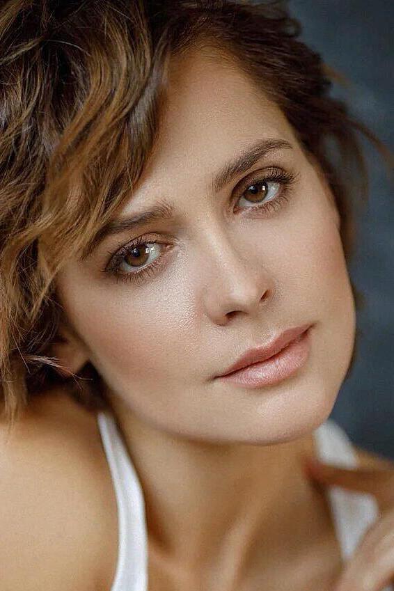 Keksa ayolning tukli mushuki