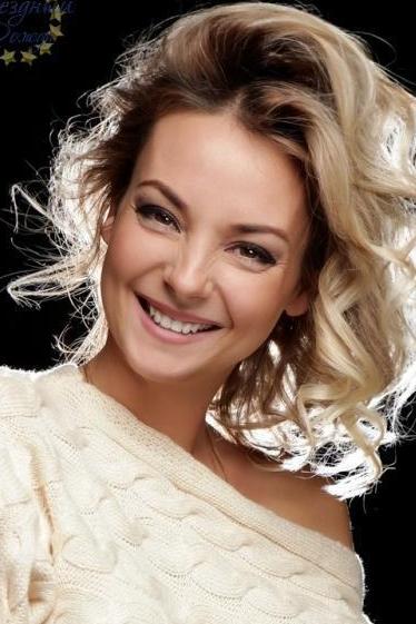 Ikki video uchun bir jinsiy aloqa kotibi