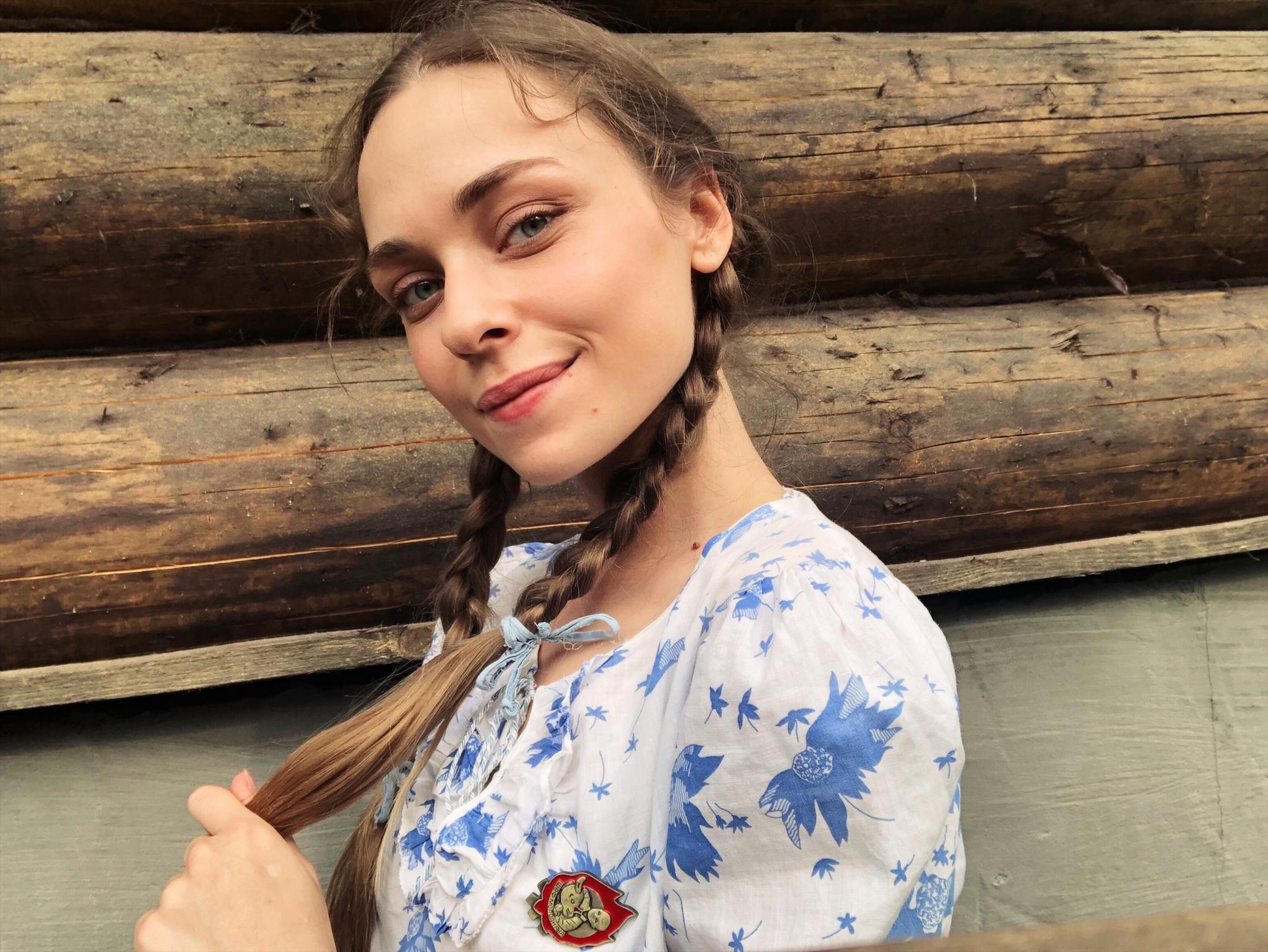 Молодая русская племянница