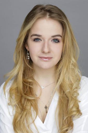 Любимый (м)учитель Ксюша Левина Цикл: ХГТУ СЛР разница в возрасте, от.. 2020 Авт