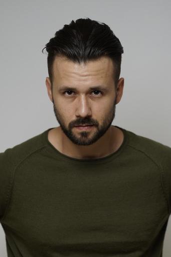 Michael Smirnov, 34, Actor. Official site