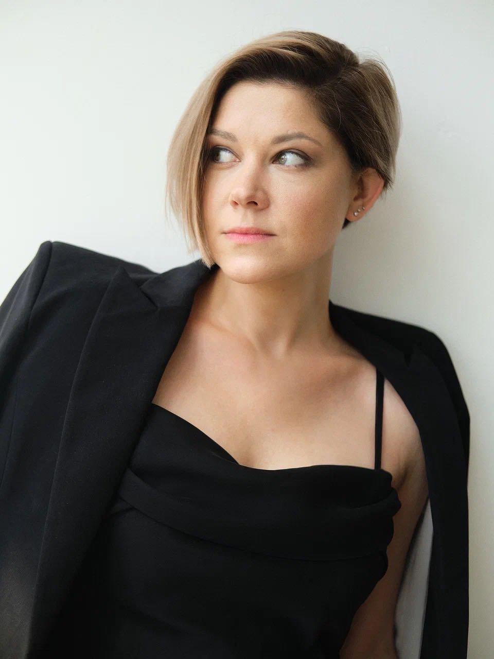 Qiz yigitni onanizm qiladi