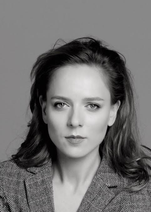 külot va tukli holda paypoq kampir porno