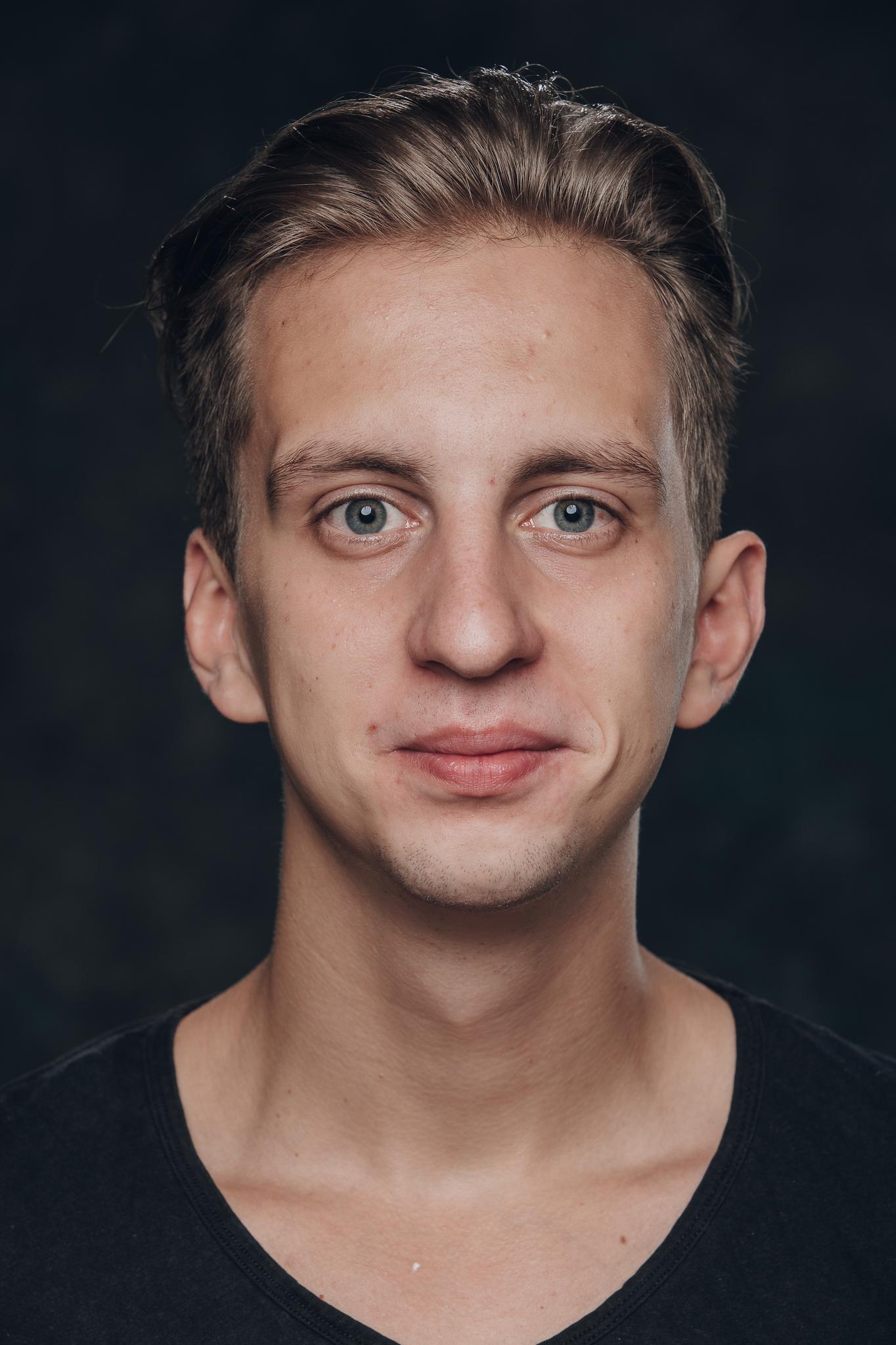 Иван Тарасов, 23, Москва. Актер театра и кино. Официальный сайт | Kinolift