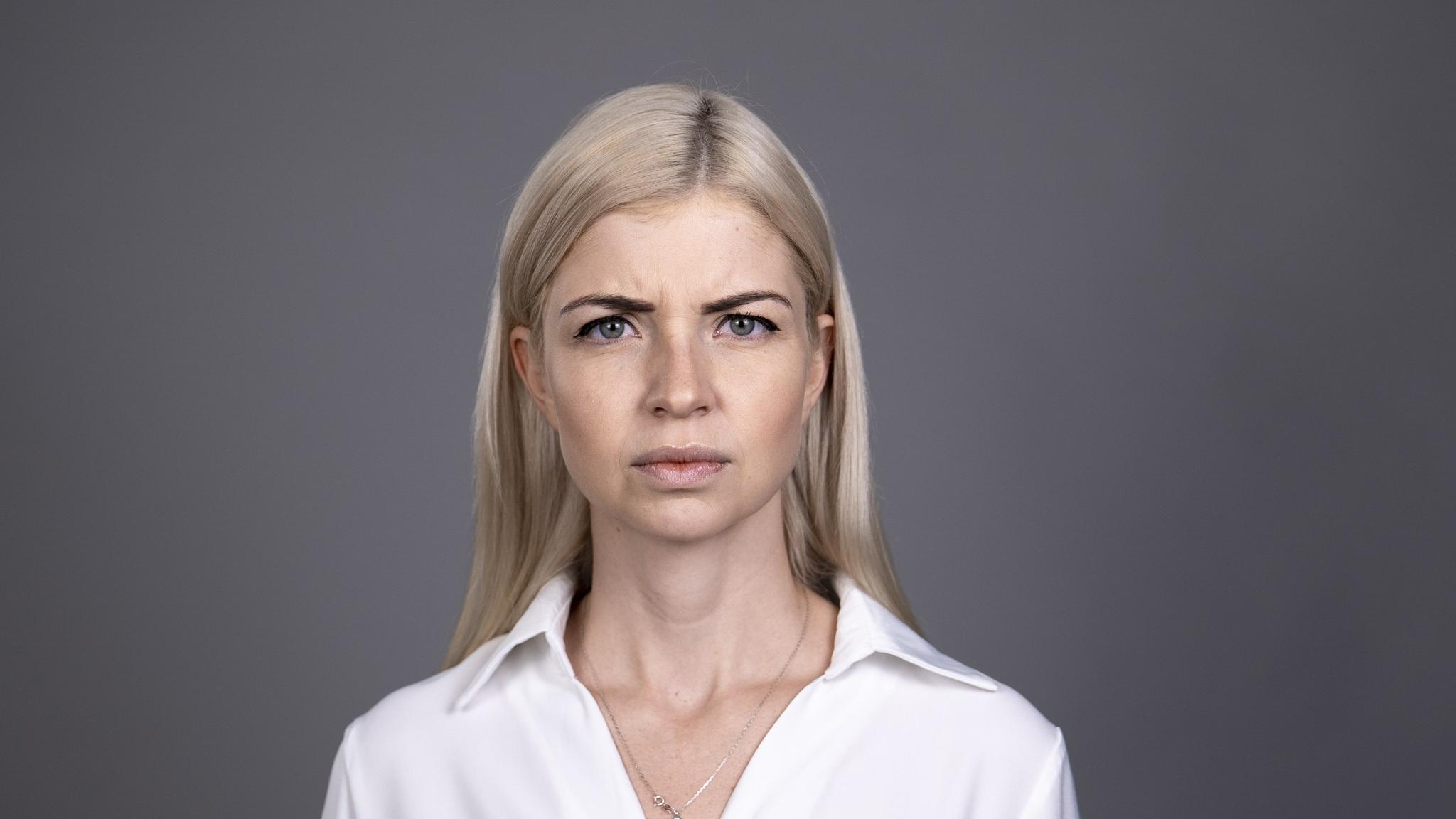 Жаңа орыс порно Порно бай жігіттер балапандарын теріп, қайыққа мінгізді