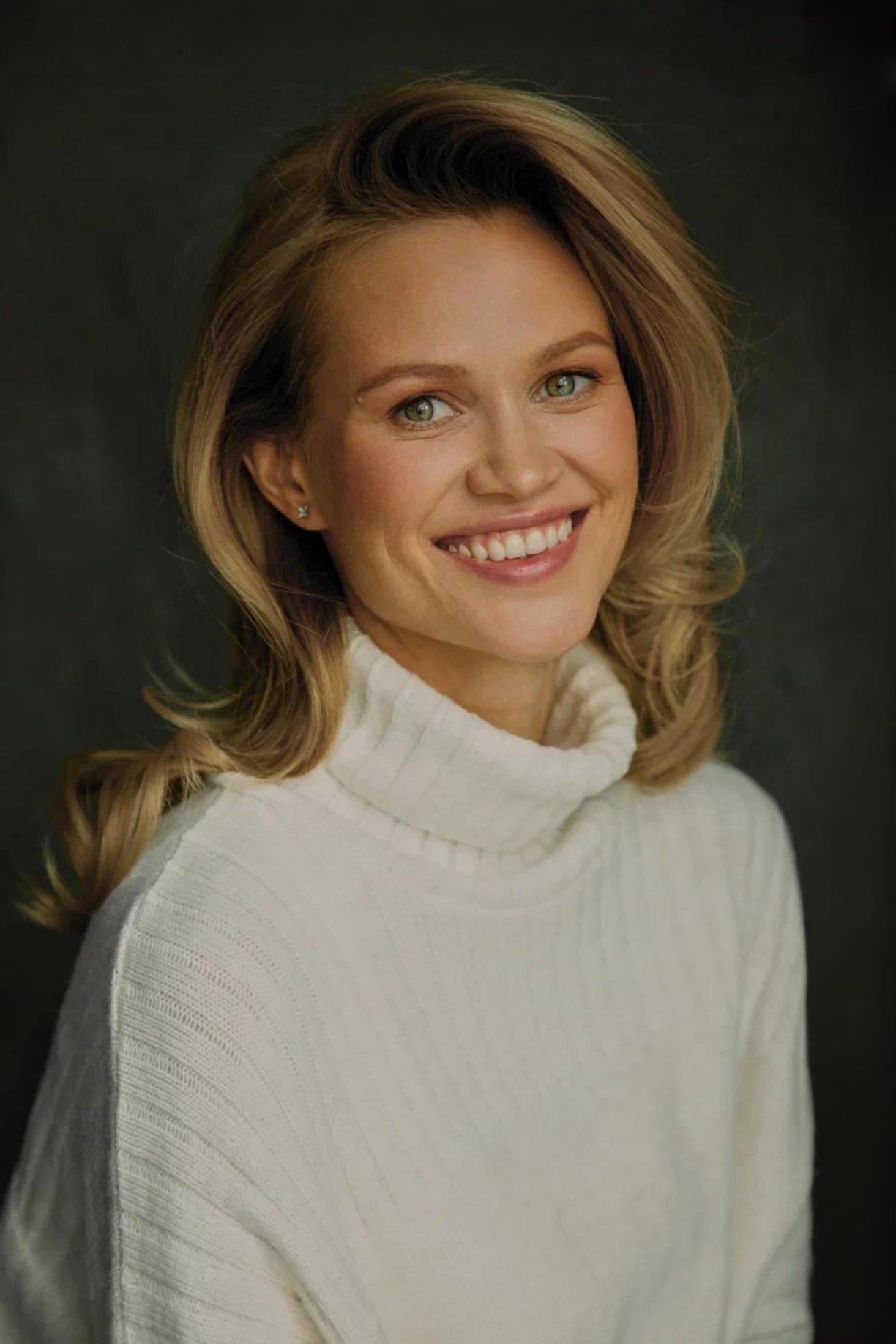 Yetuk ayolning eshagida tugating