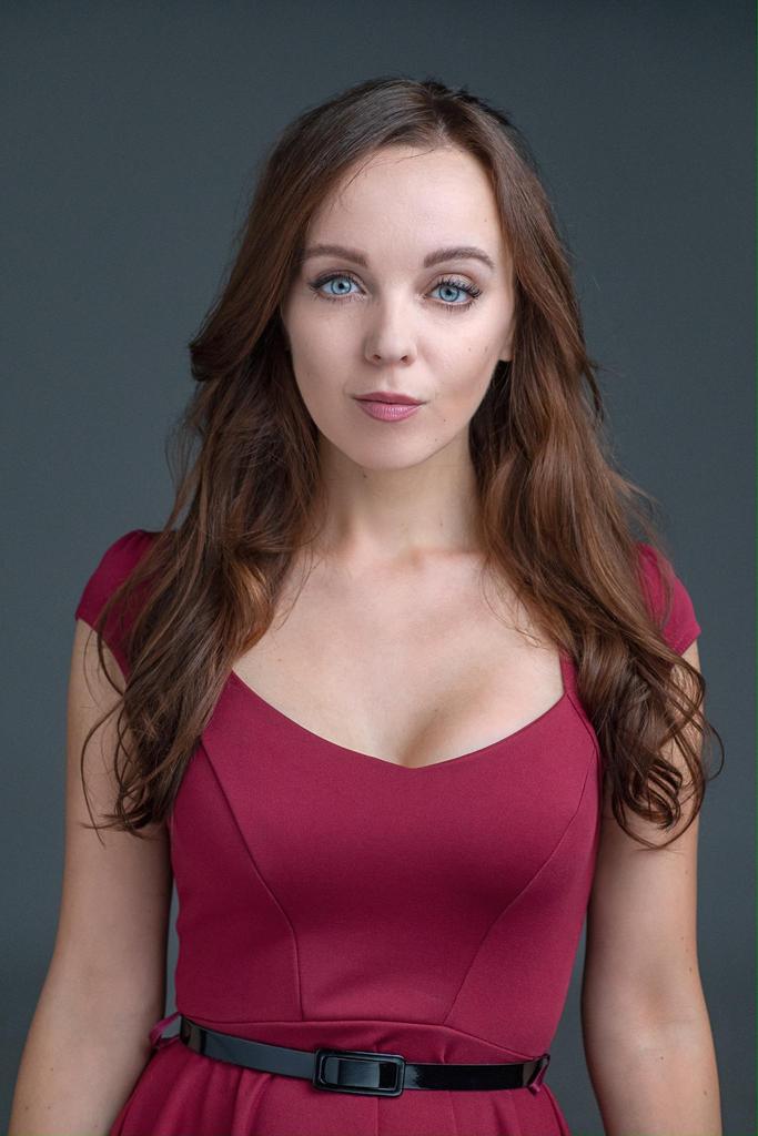 Dora Venter ishtirokidagi barcha porno filmlar Sariq qoshni ajoyib sikiklari va gozal Dick soradi