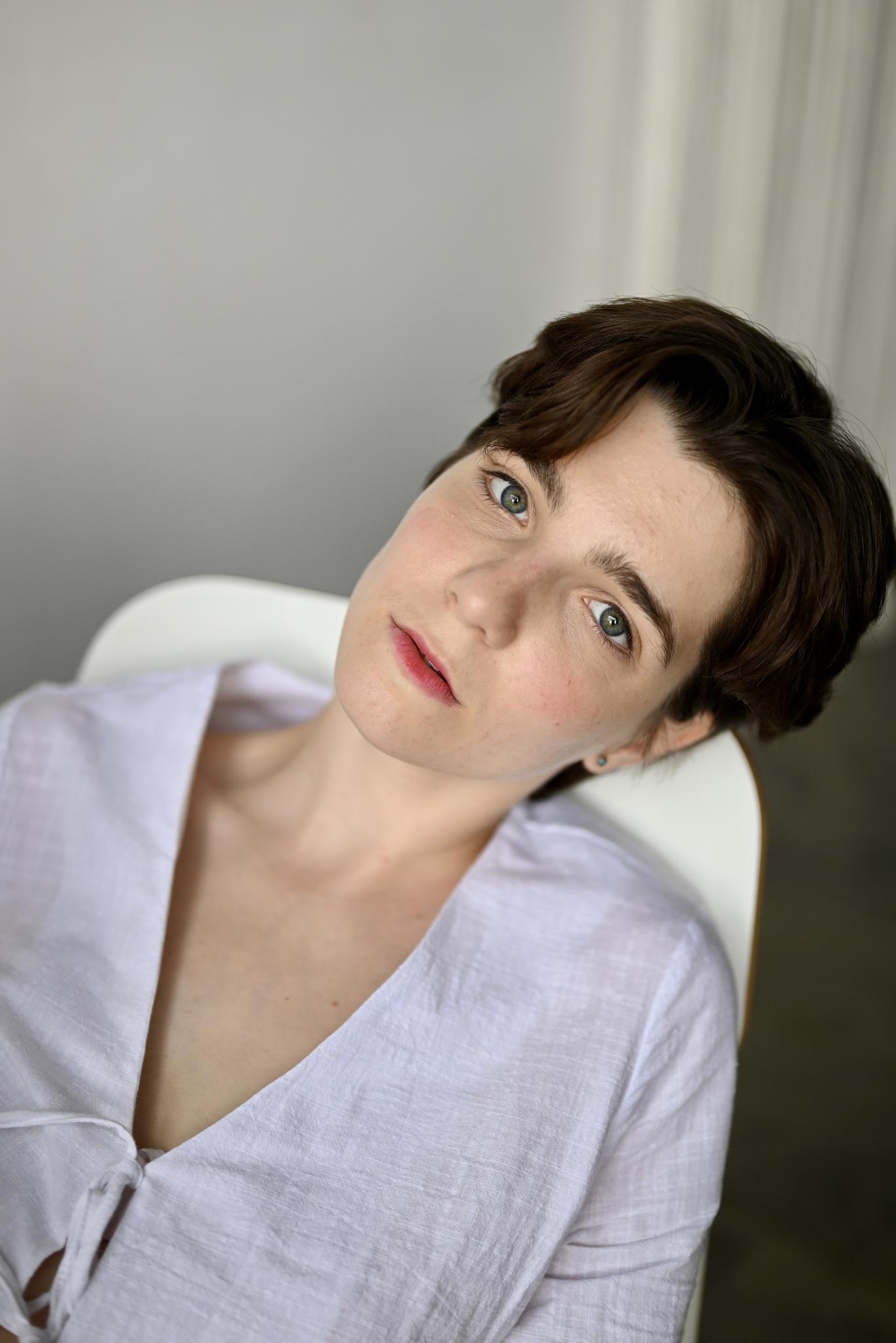 Tukli mushuk fotosuratda boshatish