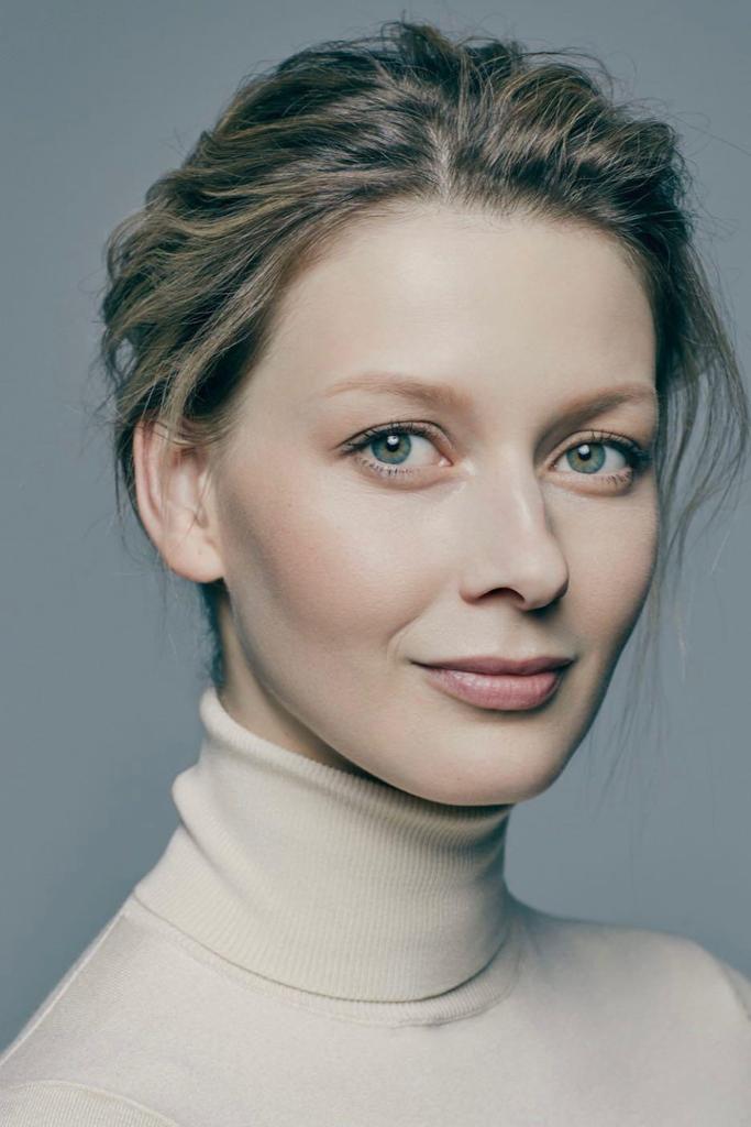 Bokira qizlar bilan onlayn porno Kiyimdagi qiz porno surat