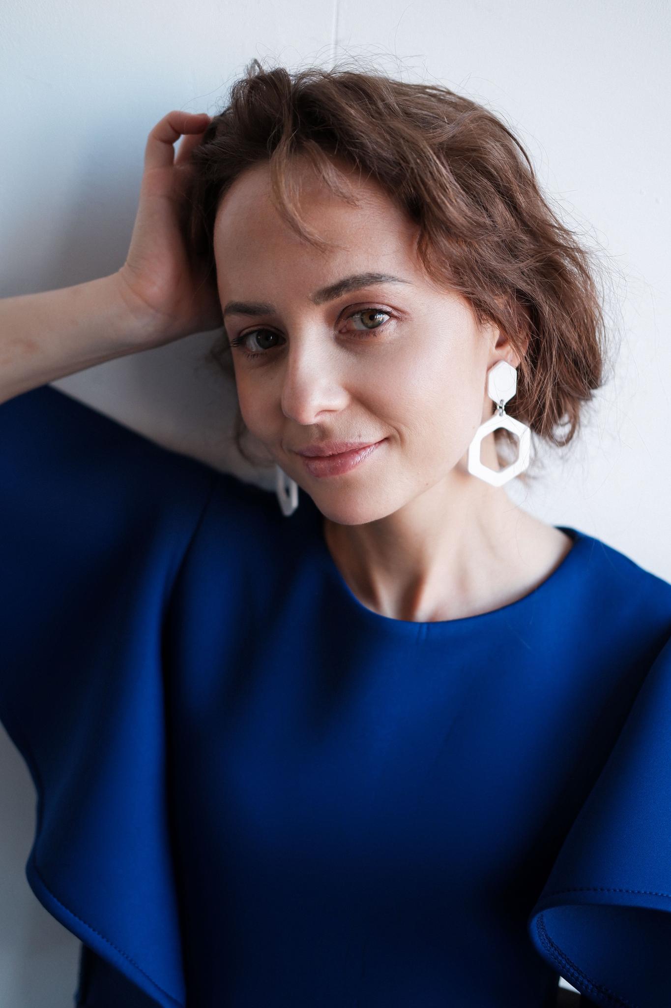 Erini koz ongida sikilgan xotinning porno videolari