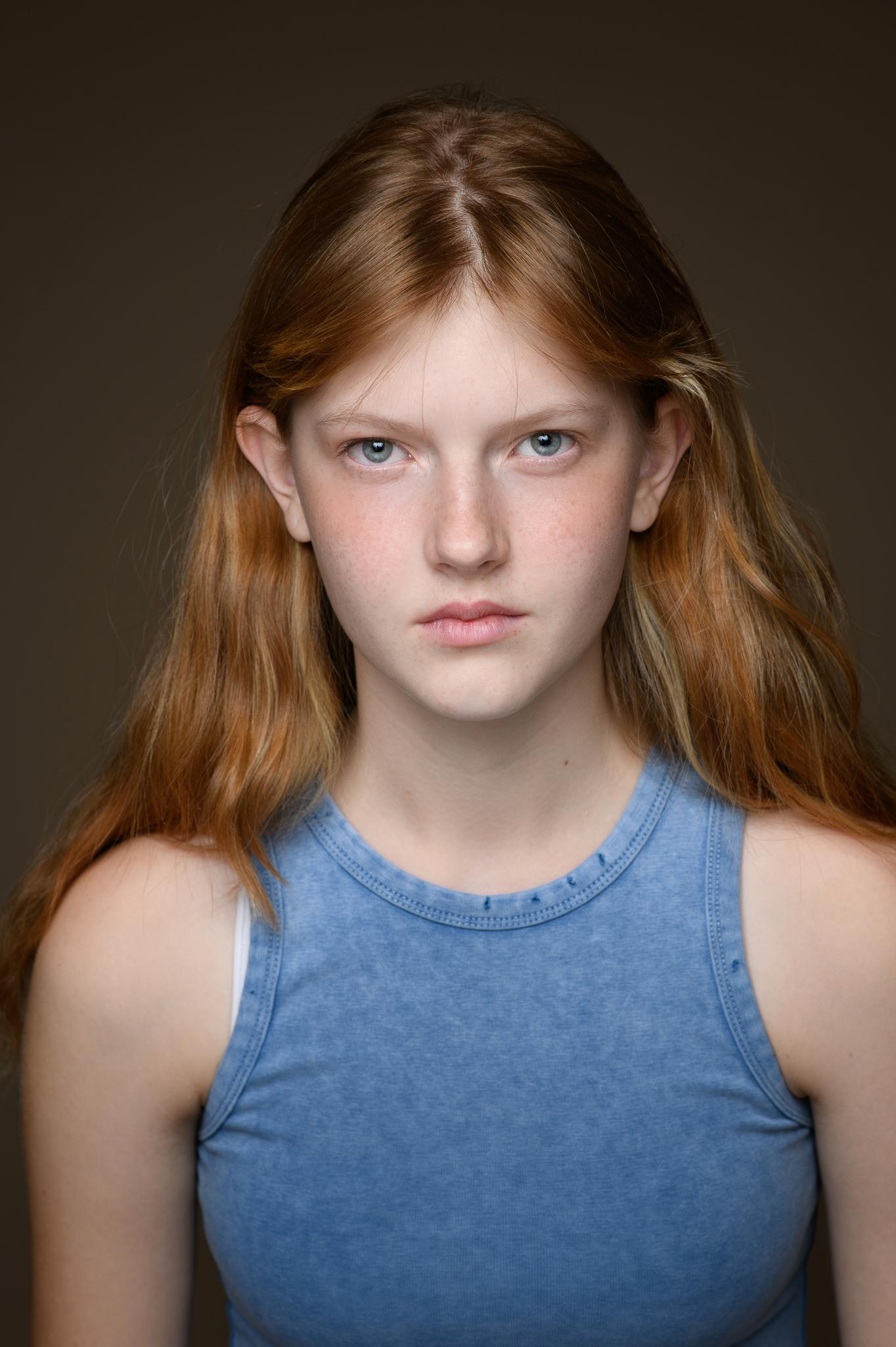 Qollar boglangan, yechinmagan