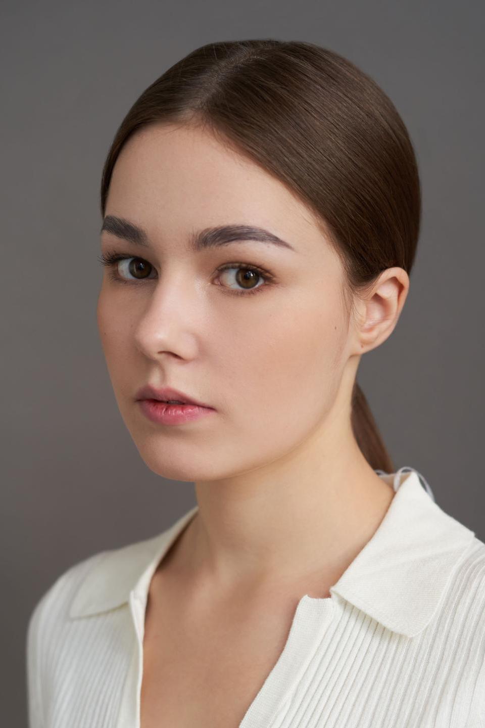 Саша Куликова актриса