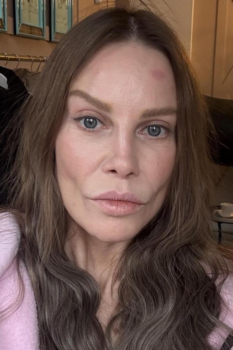 Концерт порно анал транни Ең жіңішке жігіттің жыныс мүшесі