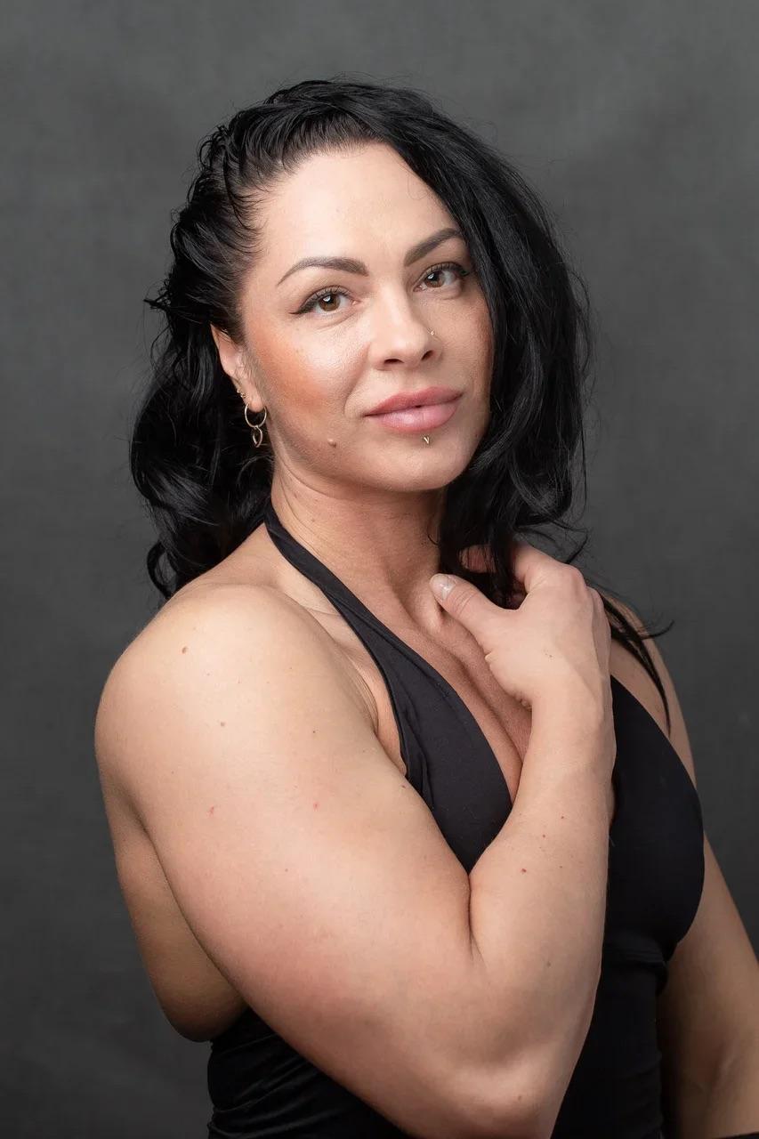 Butun oila bilan uyda jinsiy aloqa