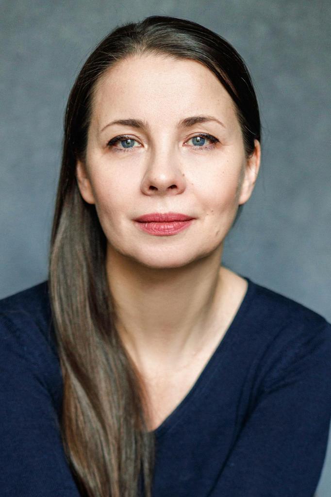 Ishbilarmon qizlar onlayn jinsiy aloqada bolishadi Sims 3 jinsiy aloqa dizayneri va toliq versiyasi